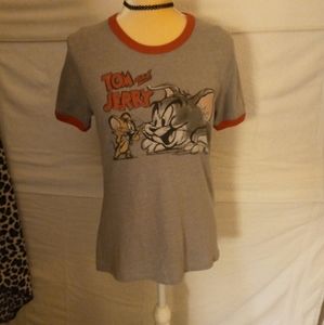 Tom and Jerry graphic tee shirtsize XL.